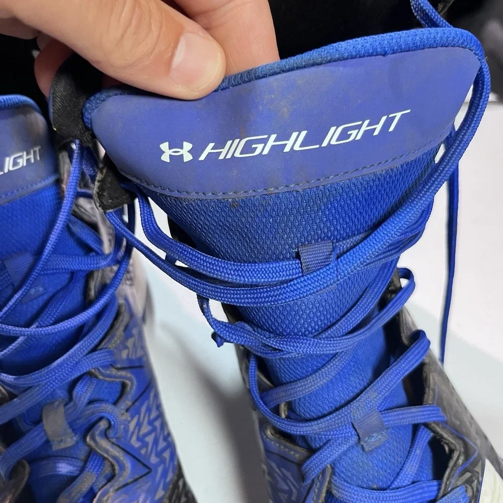 Under Armour product pair